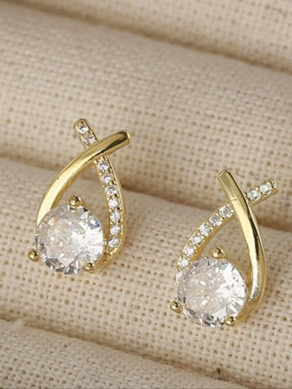 18k Gold Dipped Teardrop Cubic Zirconia Stud Earrings - Elegant Women Jewelry